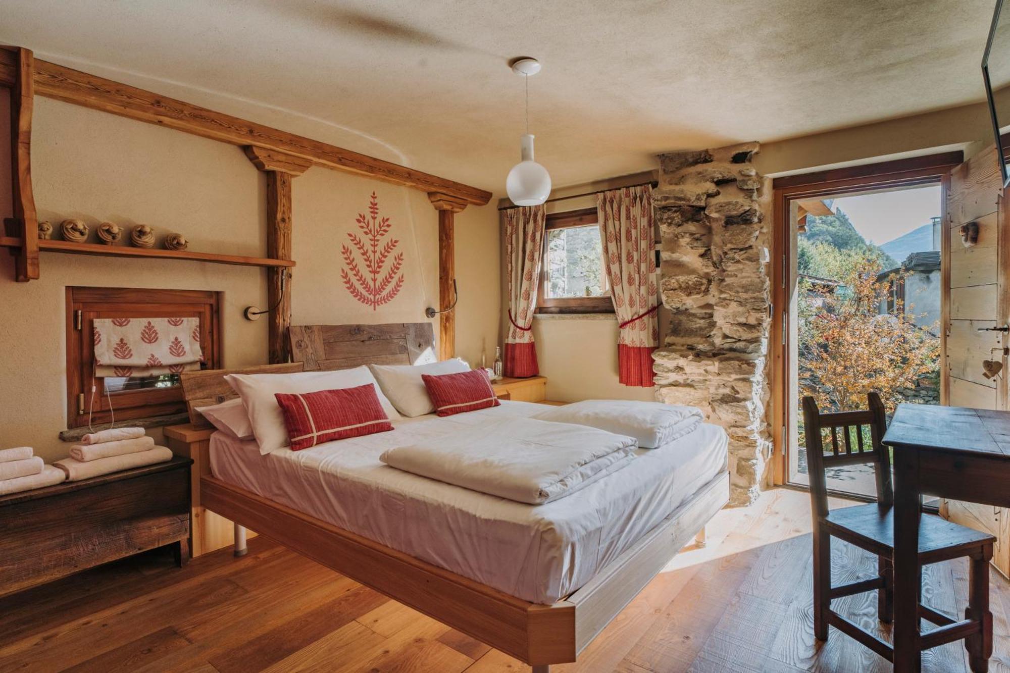 Au Coeur Du Village Chambres D'Hotes & Spa Arnad Eksteriør billede